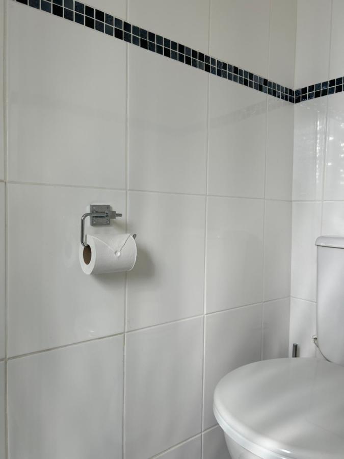 Hindlip No6 Overnight Stays Free Onsite Parking מראה חיצוני תמונה