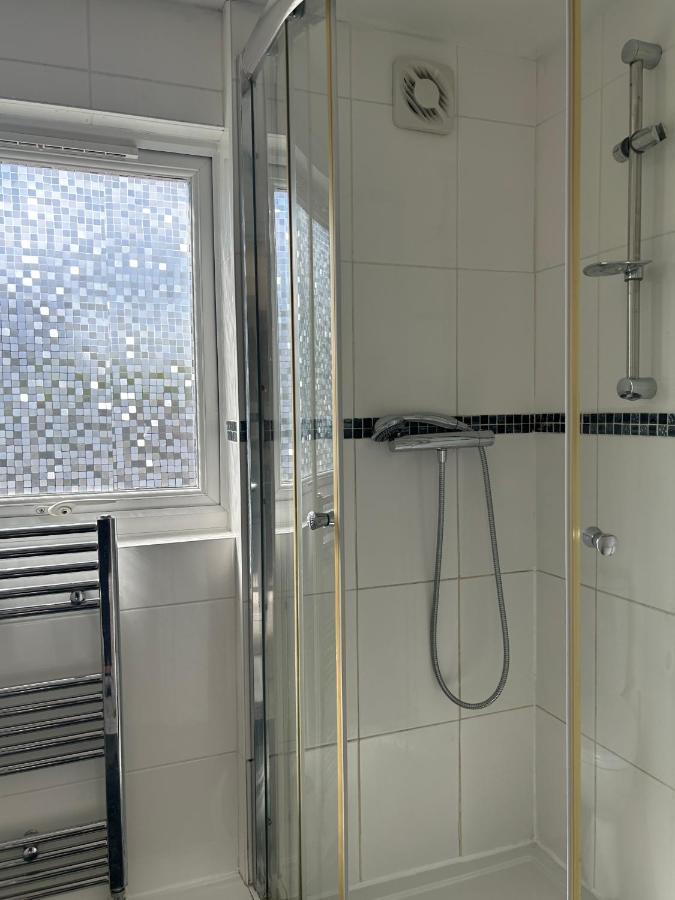 Hindlip No6 Overnight Stays Free Onsite Parking מראה חיצוני תמונה