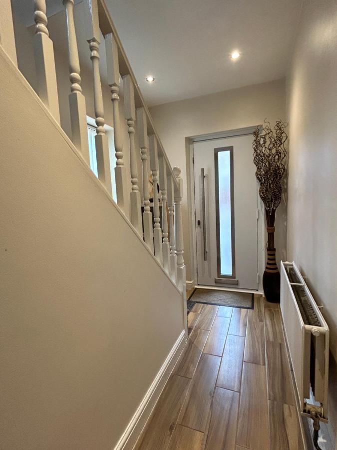 Hindlip No6 Overnight Stays Free Onsite Parking מראה חיצוני תמונה
