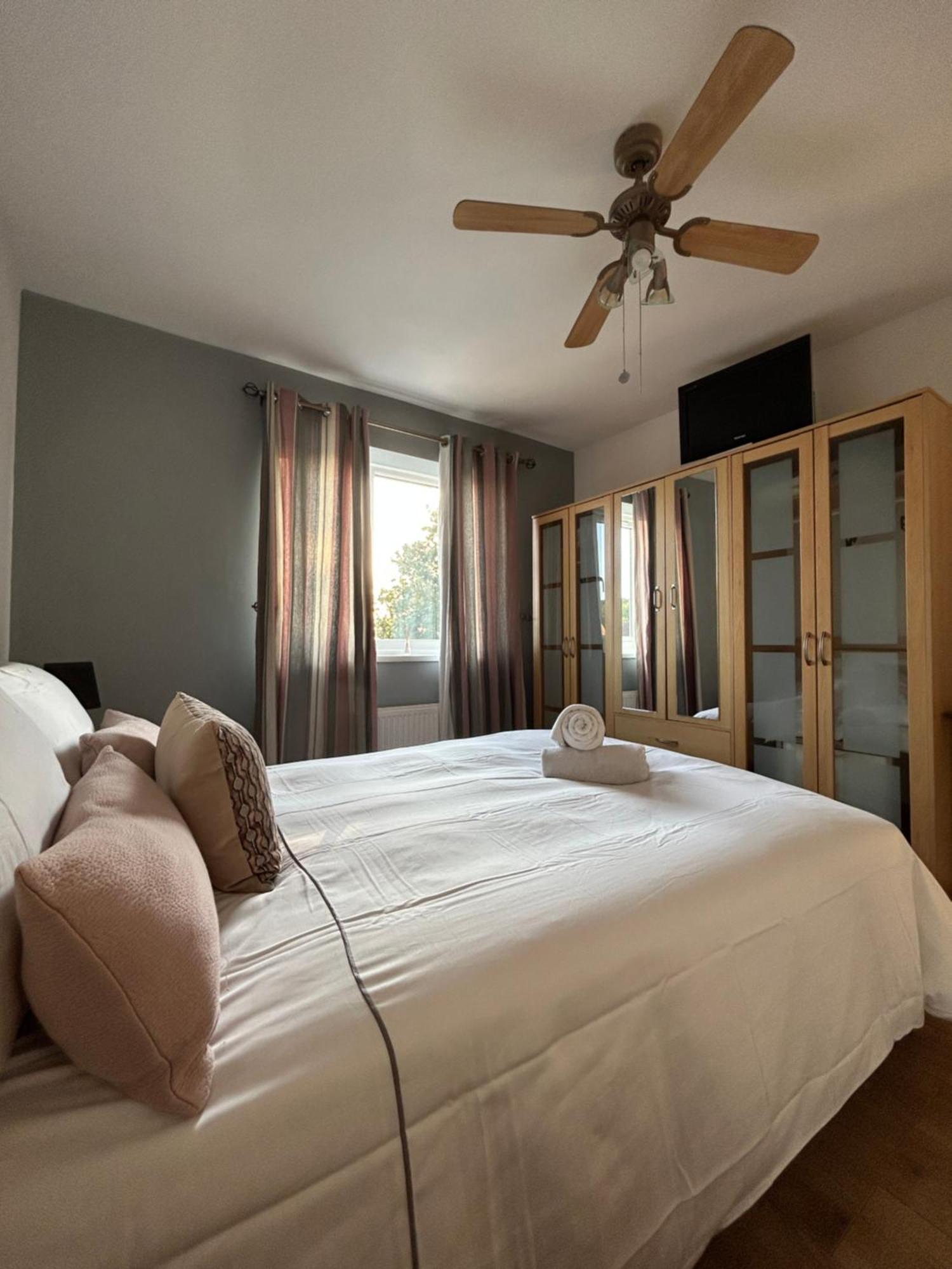 Hindlip No6 Overnight Stays Free Onsite Parking מראה חיצוני תמונה