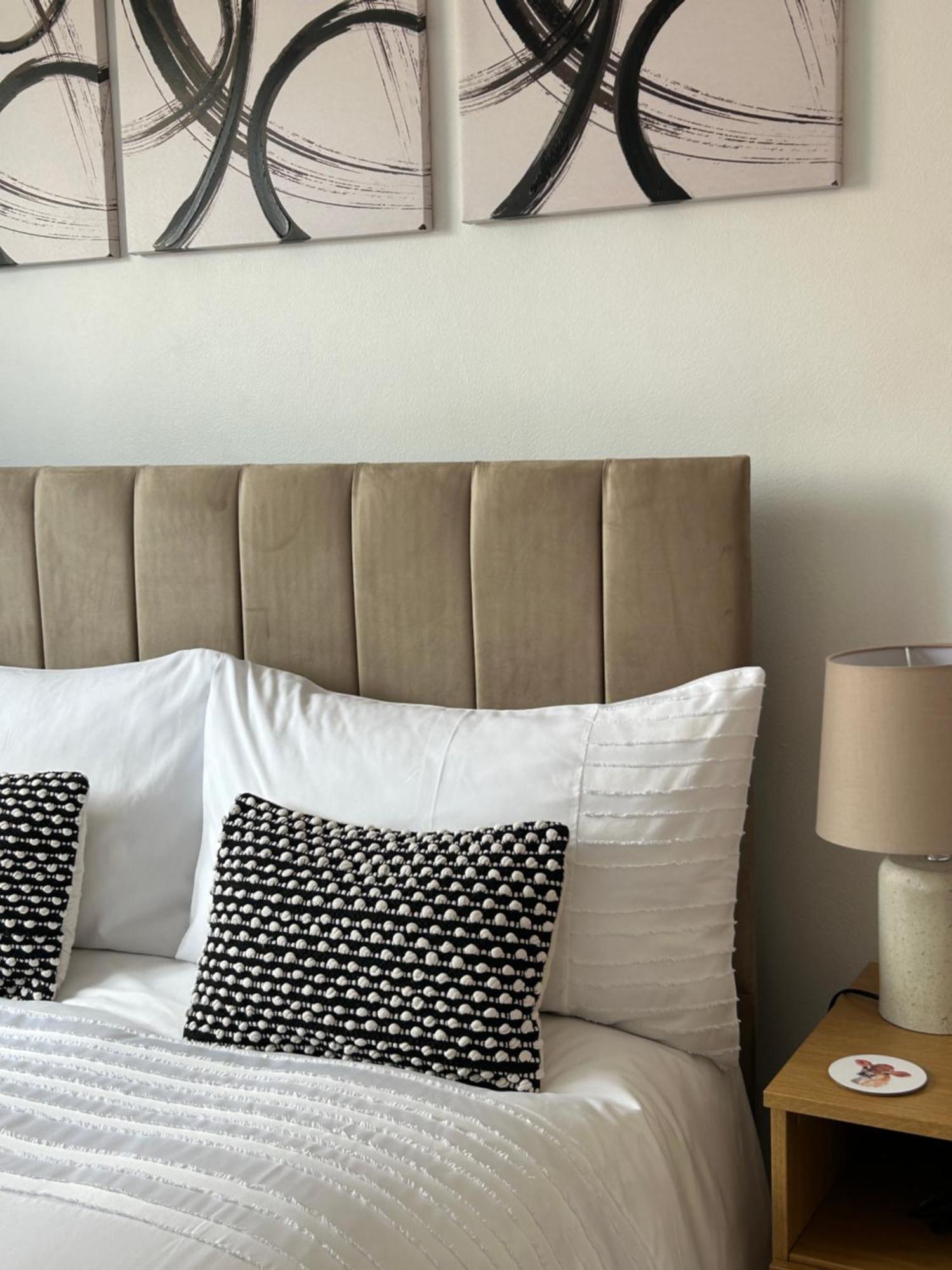 Hindlip No6 Overnight Stays Free Onsite Parking מראה חיצוני תמונה