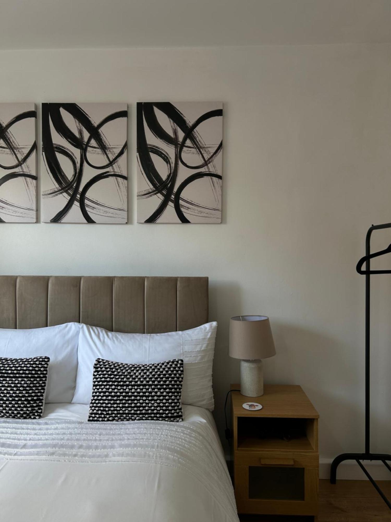 Hindlip No6 Overnight Stays Free Onsite Parking מראה חיצוני תמונה